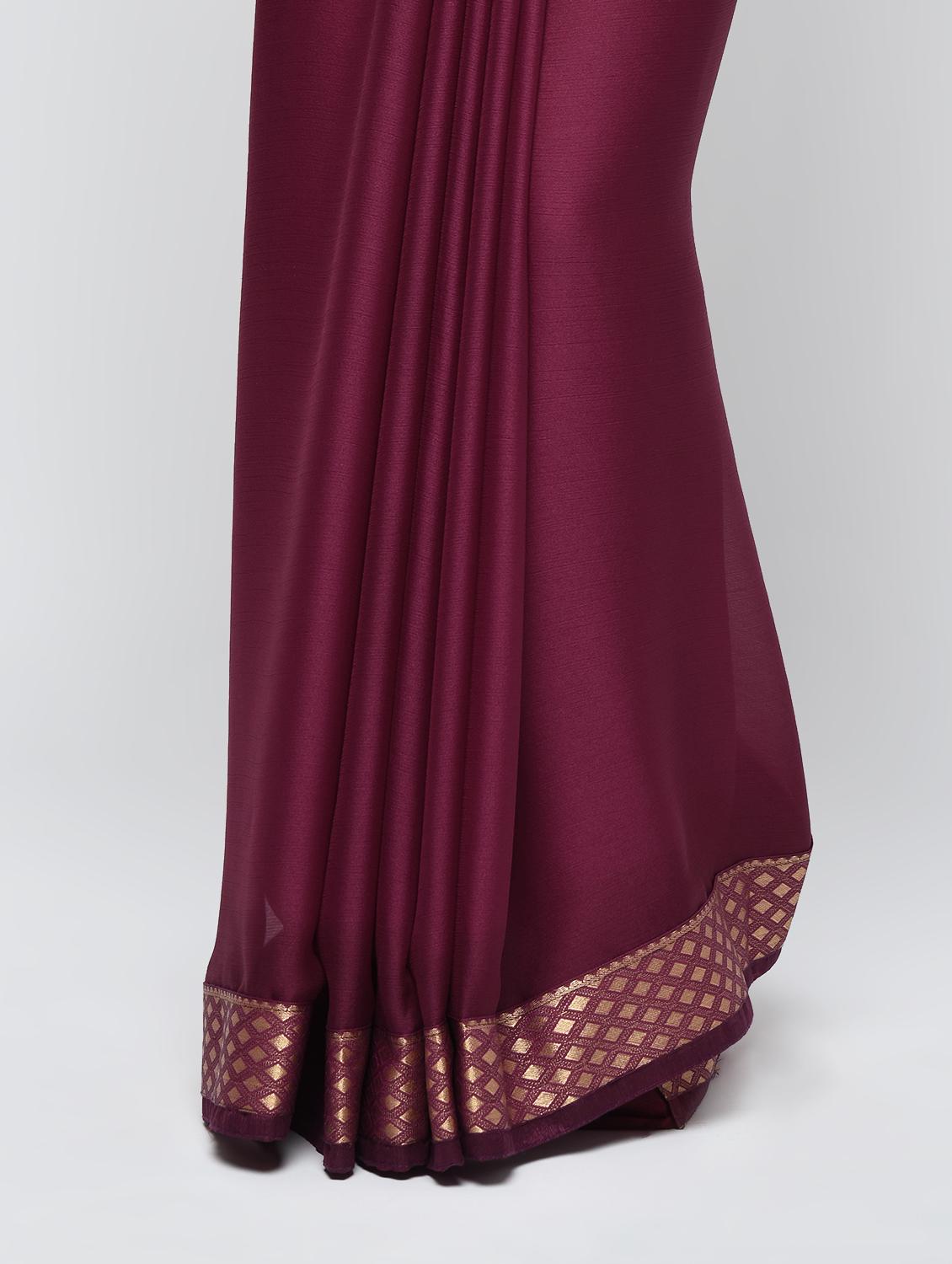 zari border burgundy saree with blouse - 15940659 - Zoom Image - 3