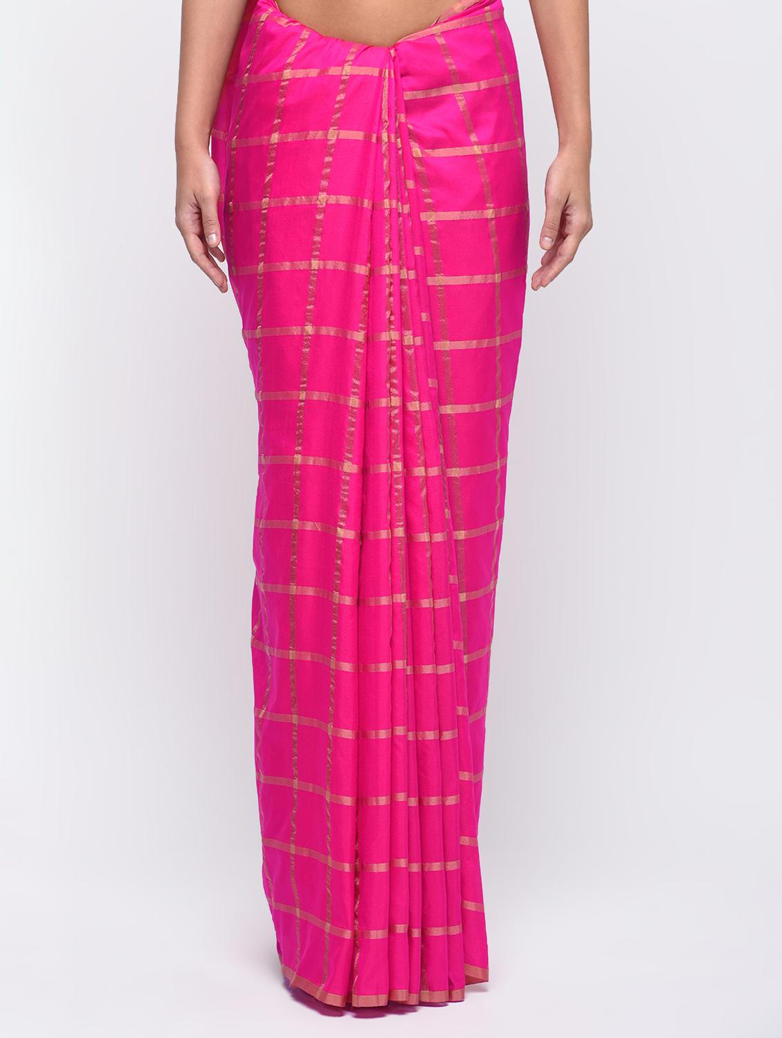 checkered woven saree with blouse - 15942045 - Zoom Image - 3