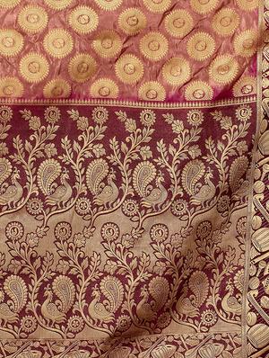 ethnic motif woven saree with blouse - 15942825 - Standard Image - 3