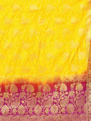 ethnic motif woven saree with blouse - 15942828 - Standard Image - 3