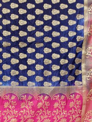 paisley motif woven saree with blouse - 15942831 - Standard Image - 3