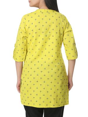 Straight printed kurti - 15949620 - Standard Image - 3