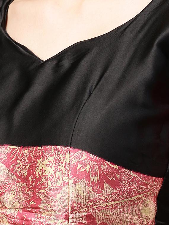 floral printed saree with blouse - 15958925 - Zoom Image - 3