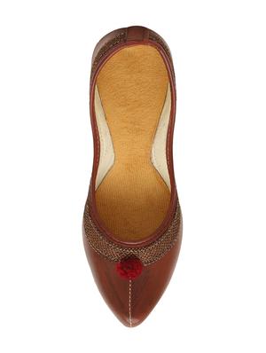 brown slip on jutis - 15962901 - Standard Image - 3