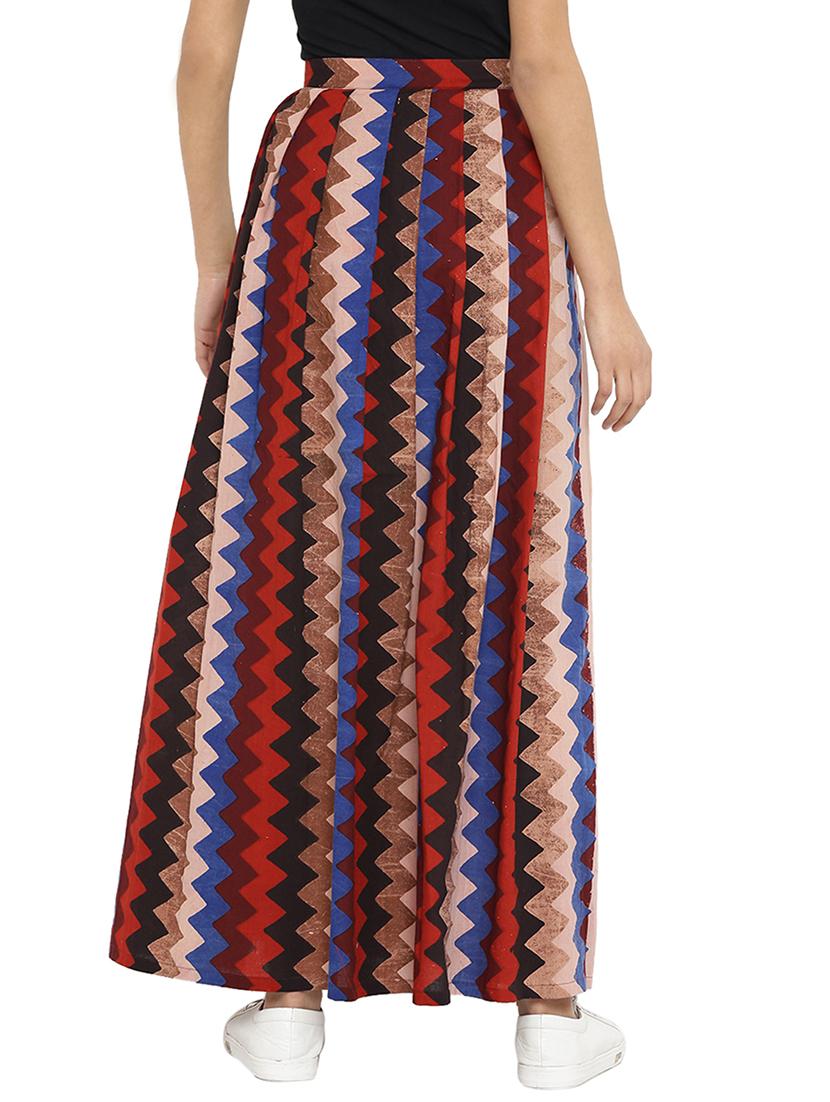 high rise chevron pleated skirt - 15972482 - Zoom Image - 3