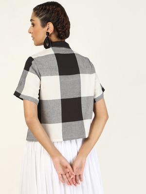checkered crop shirt - 15988054 - Standard Image - 3