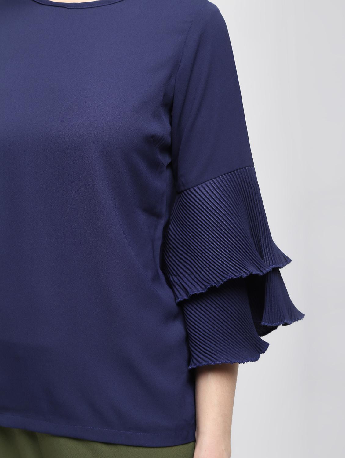 keyhole back pleated bell sleeved top - 15989968 - Zoom Image - 6