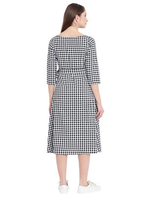 waist tie up checkered a-line dress - 15997595 - Standard Image - 3