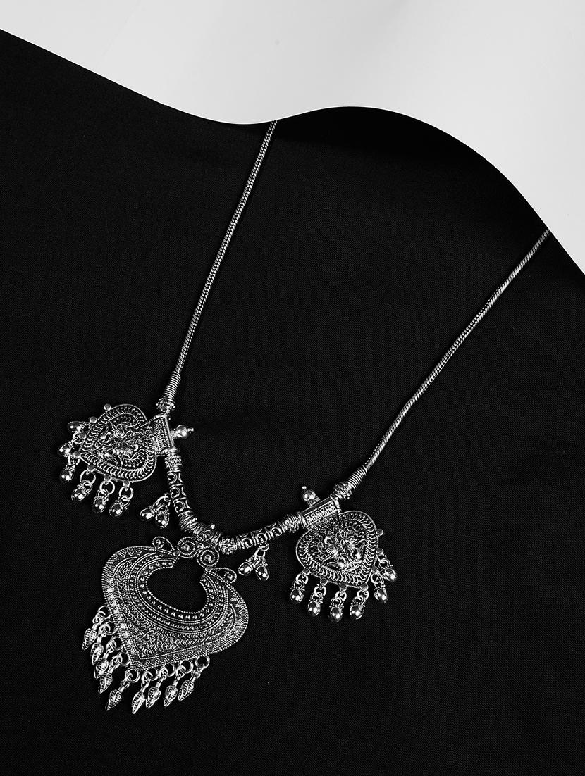 silver metal short necklace - 16009705 - Zoom Image - 3