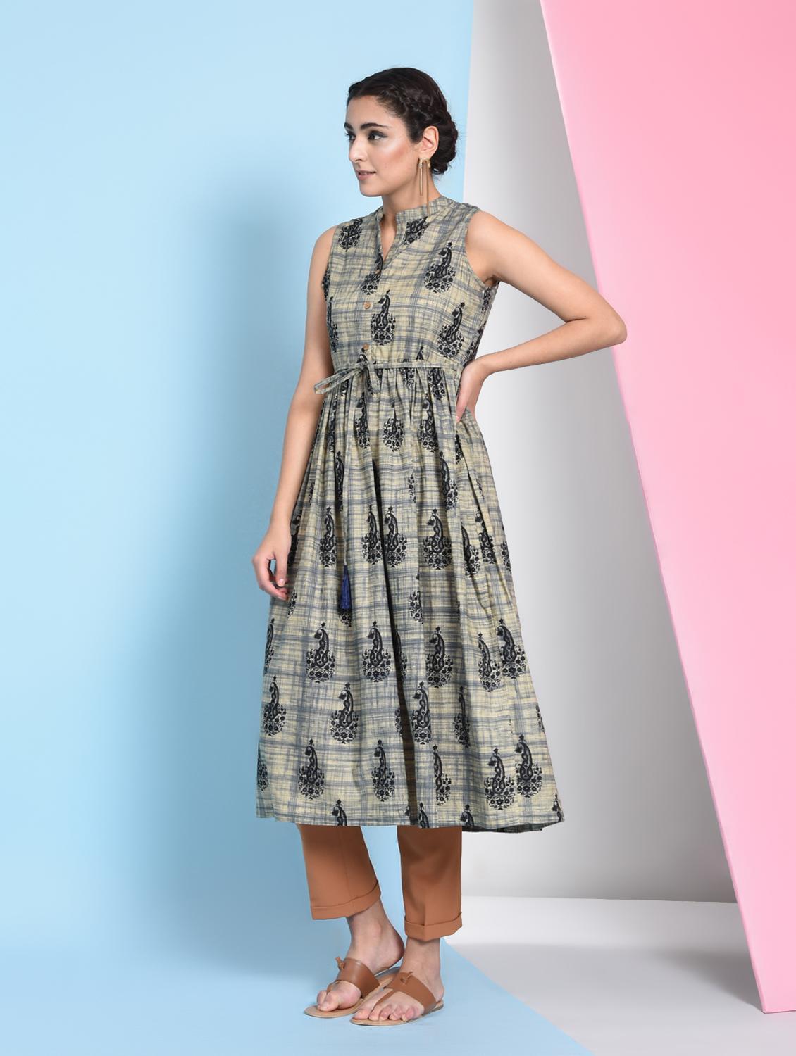 paisley flared kurta - 16012407 - Zoom Image - 3