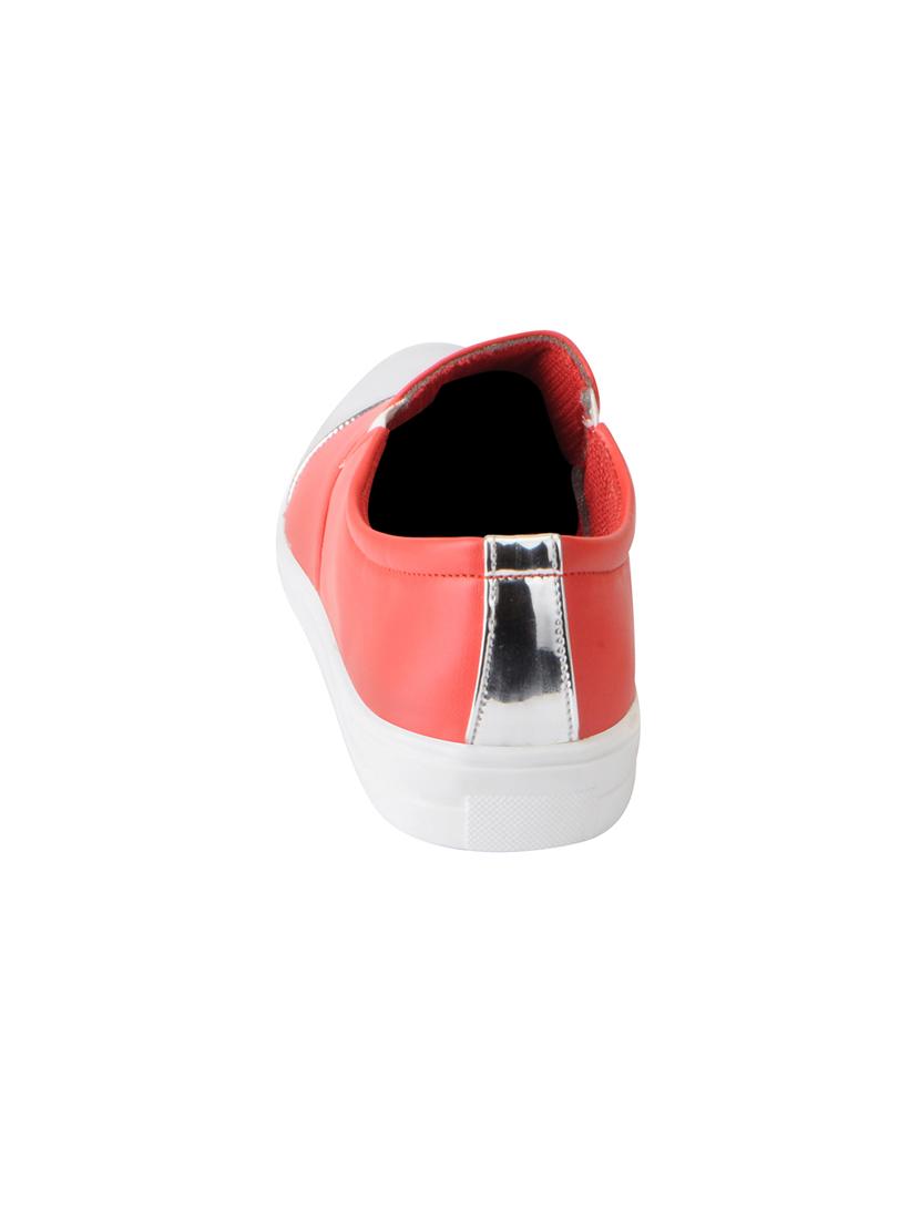 red synthetic slip on casual shoes - 16015740 - Zoom Image - 3