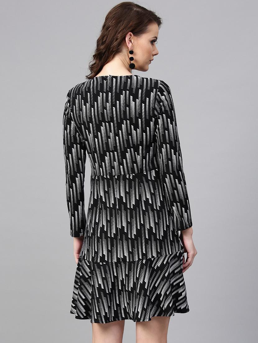 round neck fit & flare dress - 16024614 - Zoom Image - 3