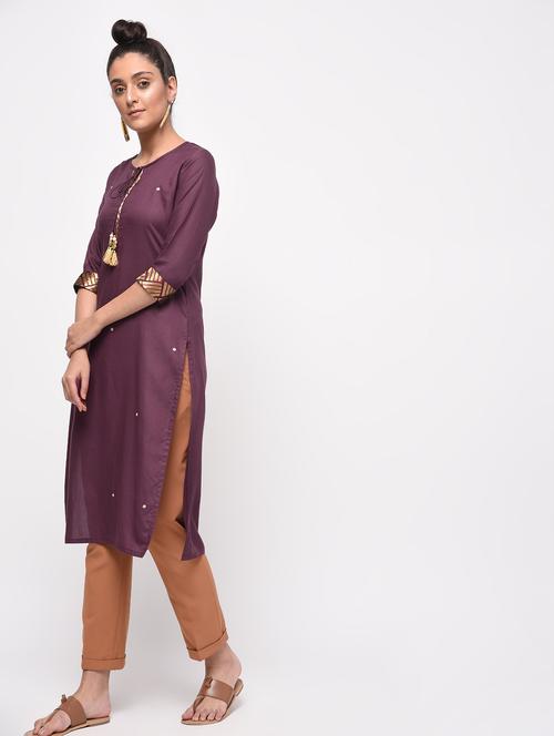 purple solid straight kurta - 16067317 - Standard Image - 1