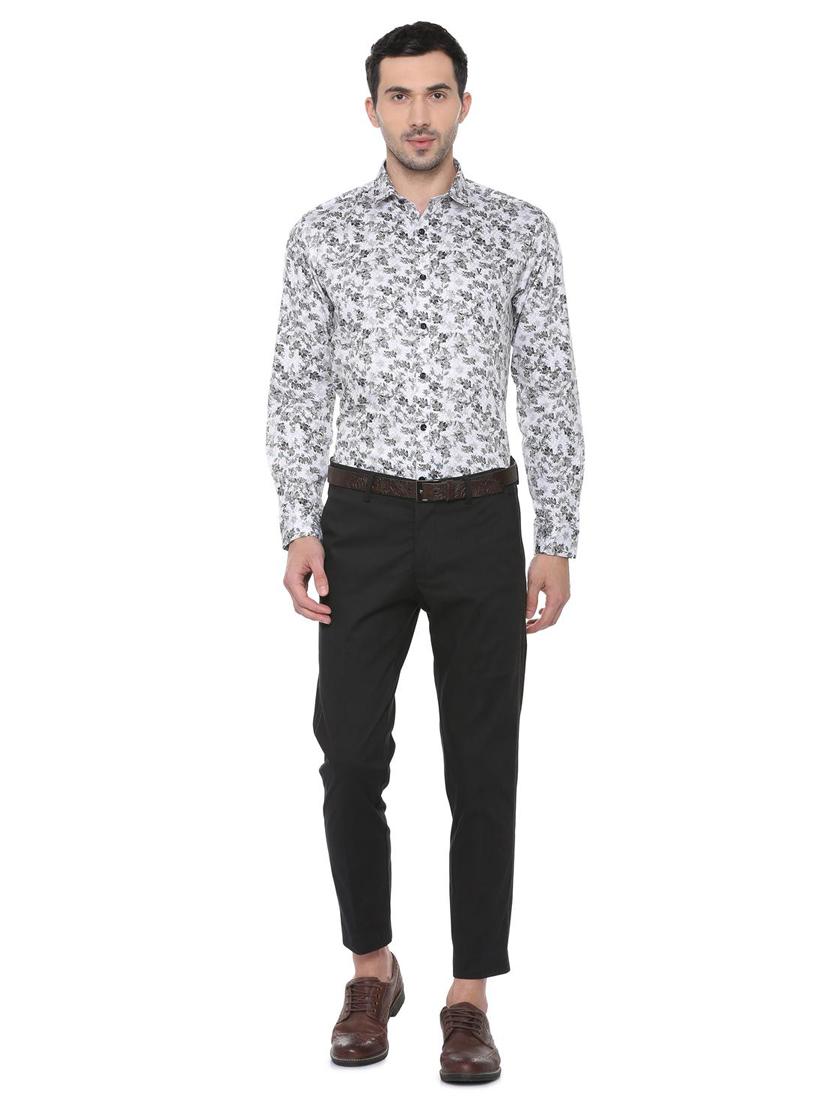 black solid chinos - 16106857 - Zoom Image - 3
