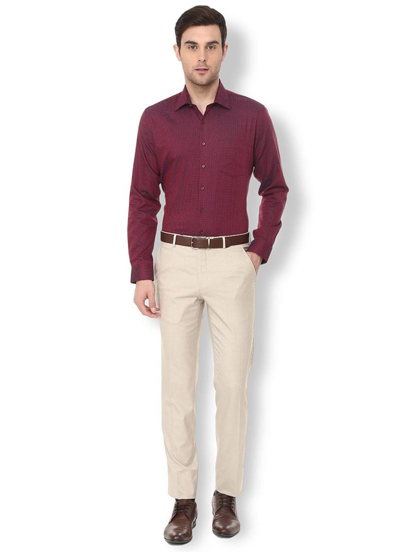maroon printed formal shirt - 16107689 - Zoom Image - 3