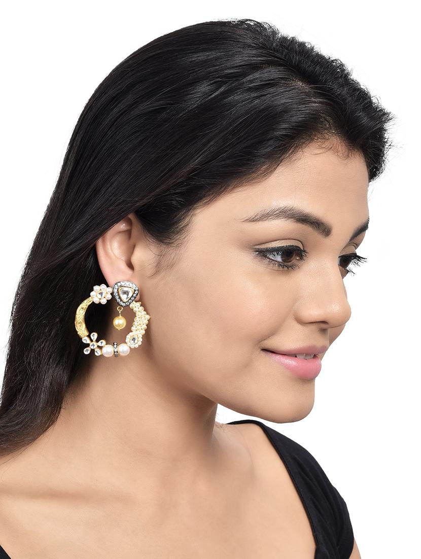 gold copper studs earring - 16108235 - Zoom Image - 3
