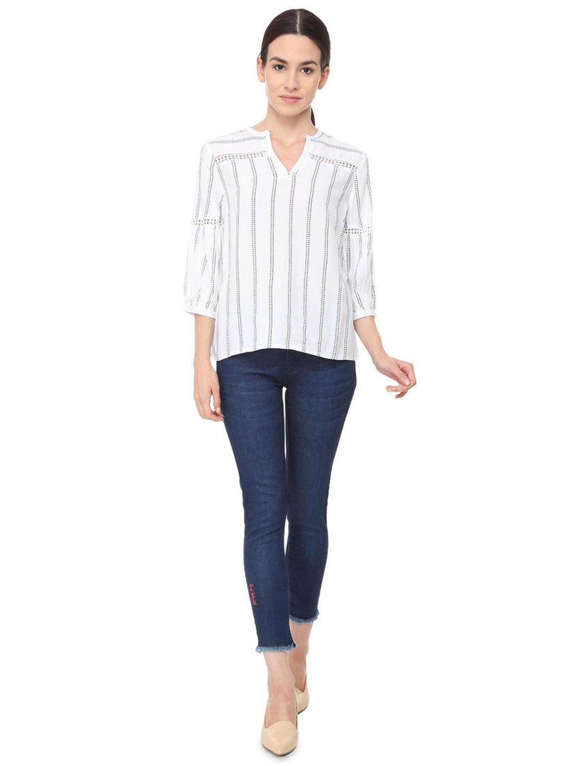 frayed hem cropped jeans - 16108664 - Zoom Image - 3