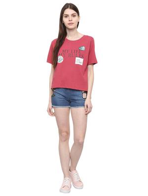 quirky print round neck tee - 16114645 - Standard Image - 3