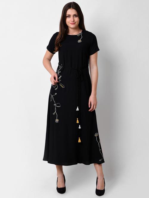 tassel tie up embroidered maxi dress - 16128767 - Standard Image - 1