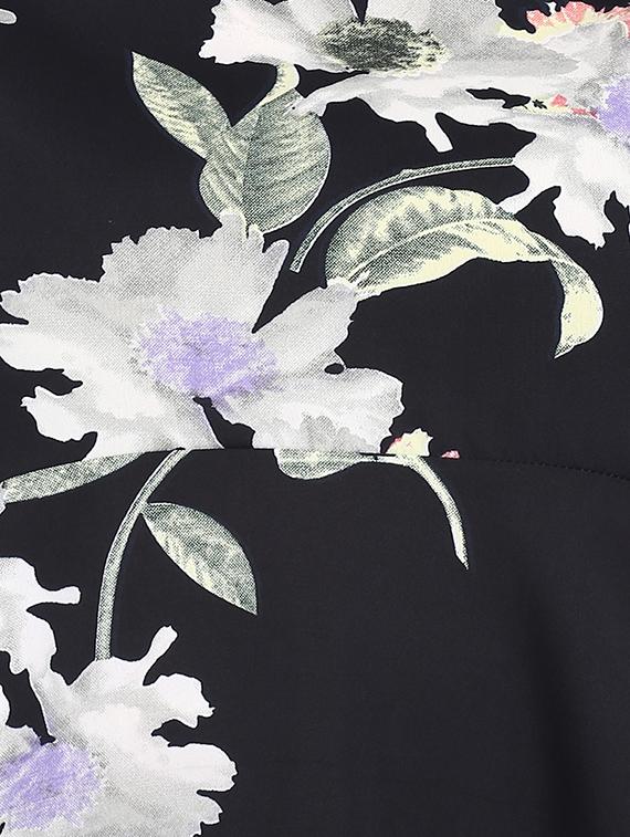 flared sleeved floral asymmetric top - 16159193 - Zoom Image - 6