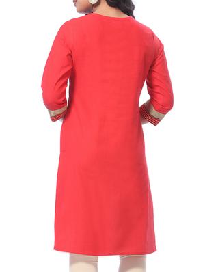 Lace detail solid straight kurta - 16187876 - Standard Image - 3