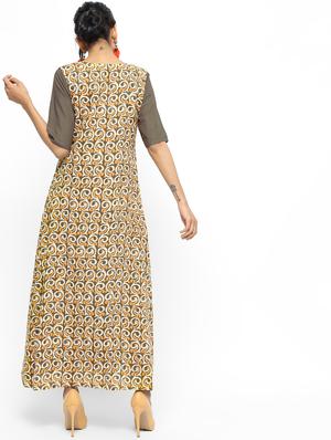 Solid flared kurta with printed jacket - 16190159 - Standard Image - 3