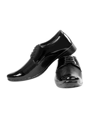 black patent leather lace-up derbys - 16195589 - Standard Image - 3
