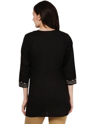 chikankari straight kurti - 16199313 - Standard Image - 3
