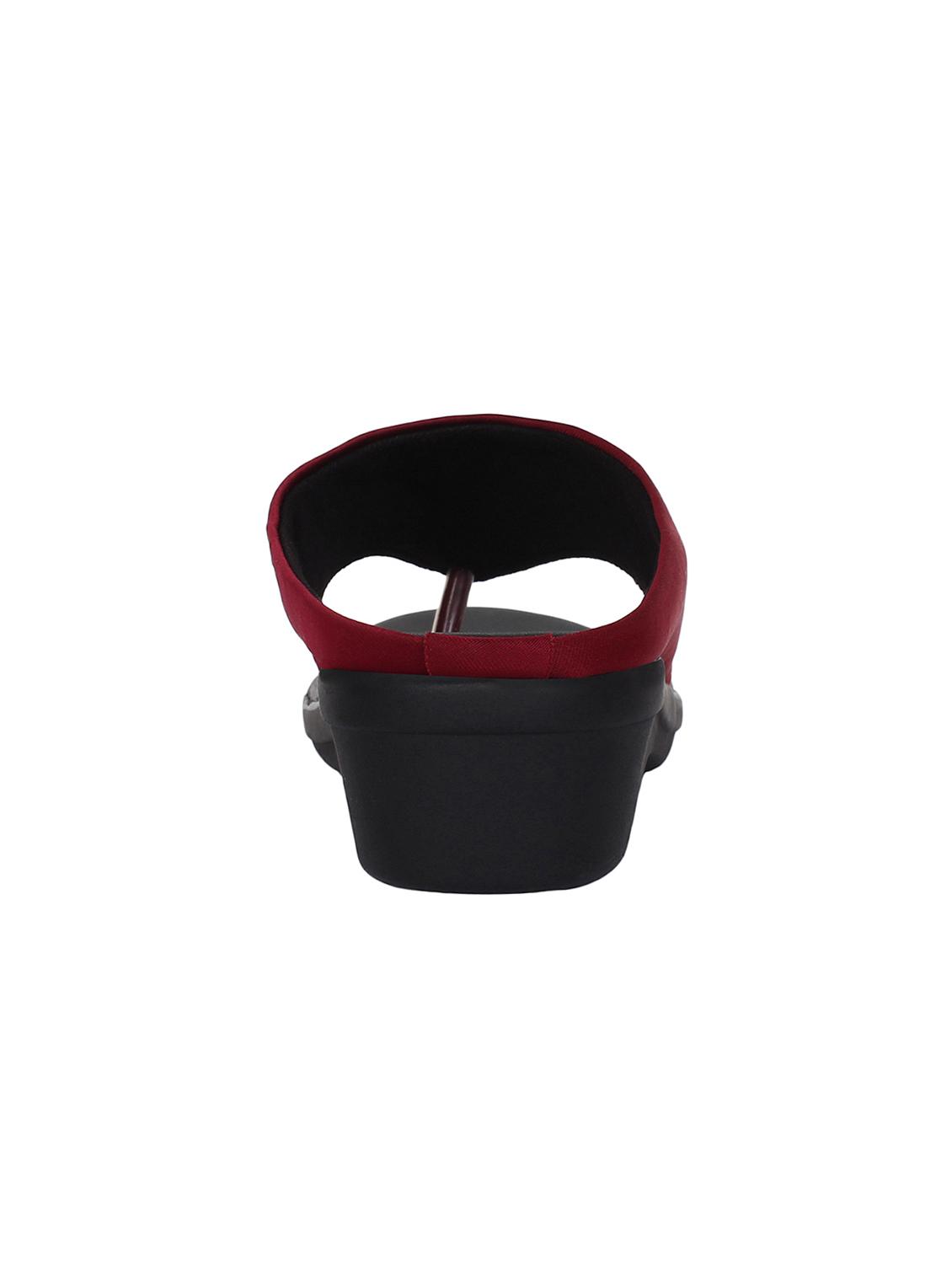 maroon toe separator sandals - 16199566 - Zoom Image - 3