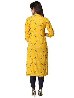 Geometrical straight kurta - 16221363 - Standard Image - 3