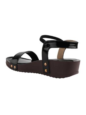 black back strap wedges - 16222969 - Standard Image - 3