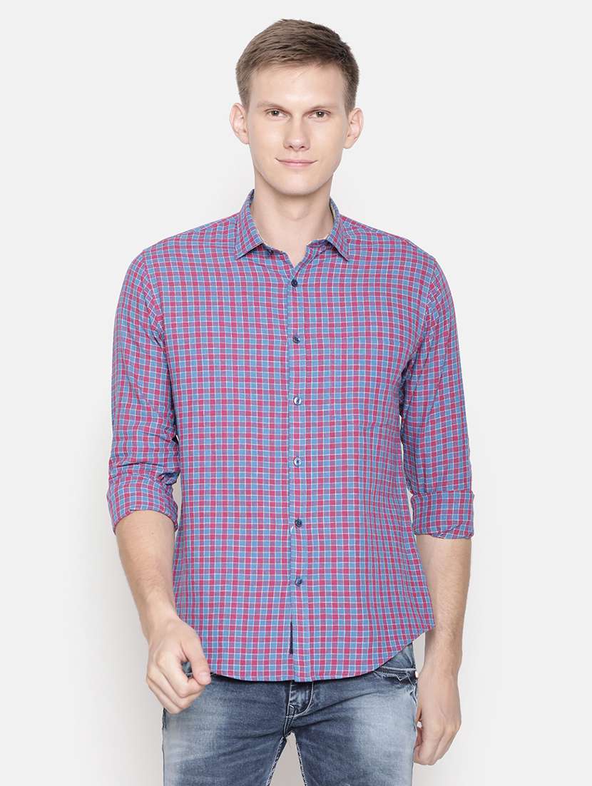 blue checkered casual shirt
