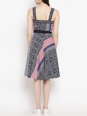 pocket patch tie knot flared dress - 16235132 - Standard Image - 3