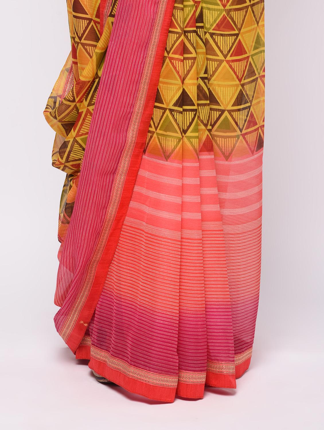 zari bordered printed saree with blouse - 16236727 - Zoom Image - 3