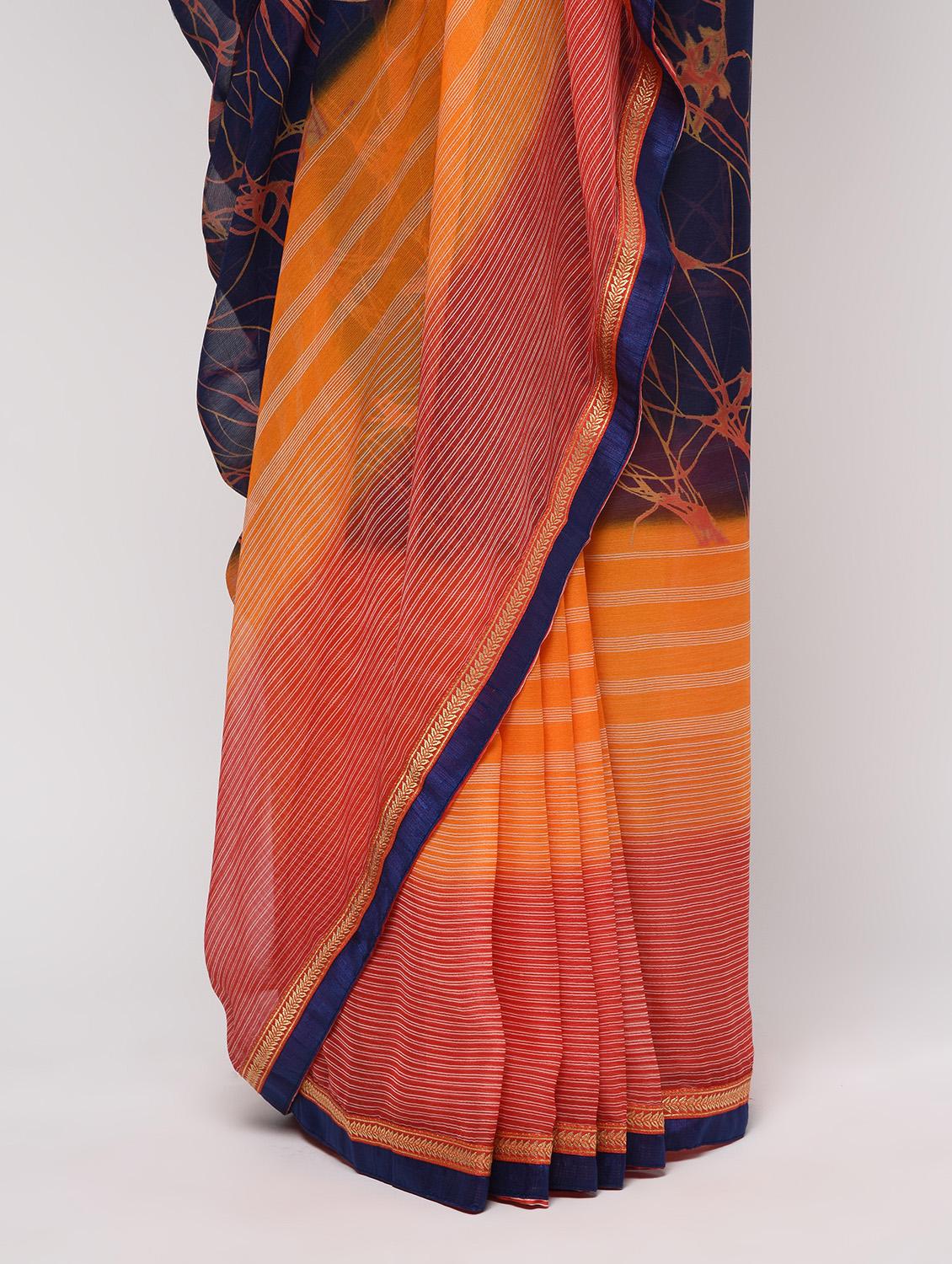 zari bordered printed saree with blouse - 16236729 - Zoom Image - 3