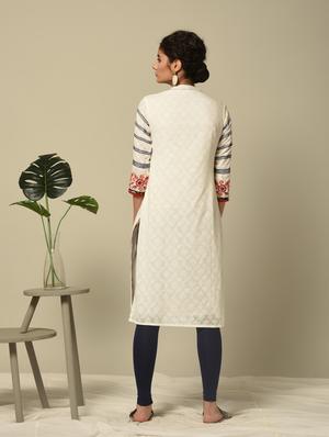 embroidered straight kurta - 16245957 - Standard Image - 3