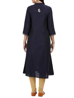 Embroidered A-line kurta - 16261529 - Standard Image - 3