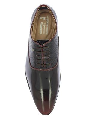 maroon patent leather lace-up oxfords - 16264801 - Standard Image - 3