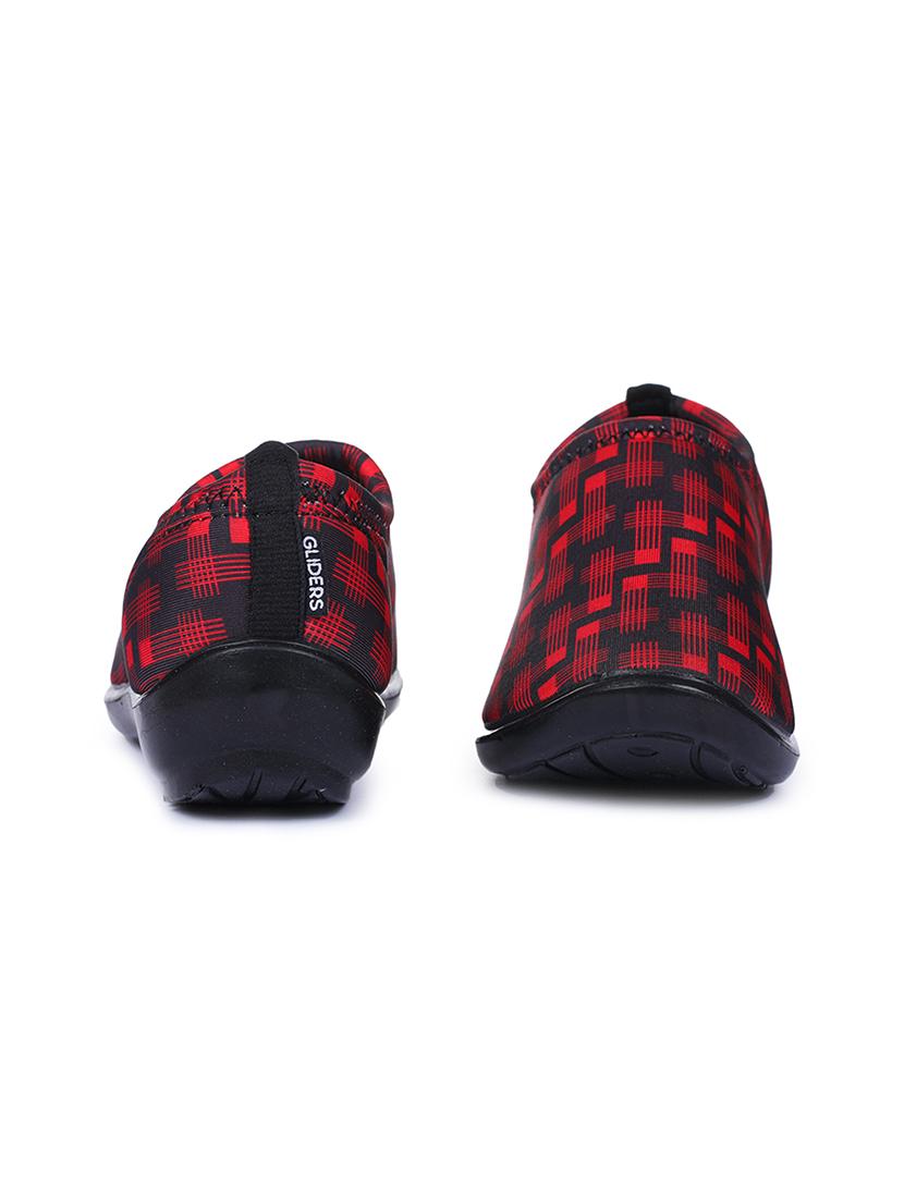 red slip on casual shoes - 16267114 - Zoom Image - 3