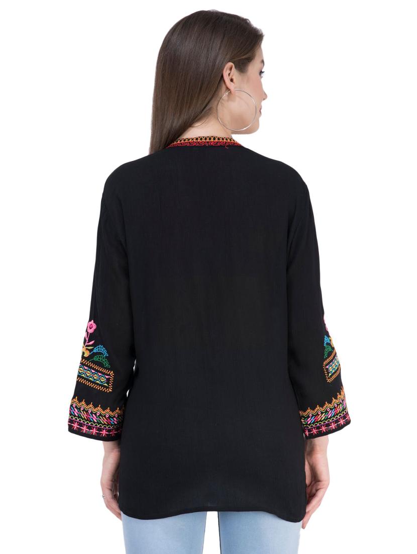 embroidered a-line kurti - 16282551 - Zoom Image - 3