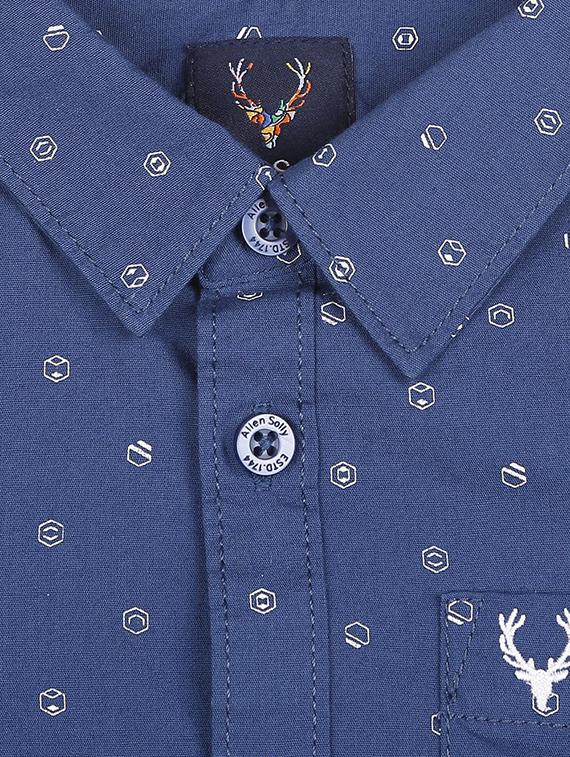 roll up sleeved quirky shirt - 16311056 - Zoom Image - 3