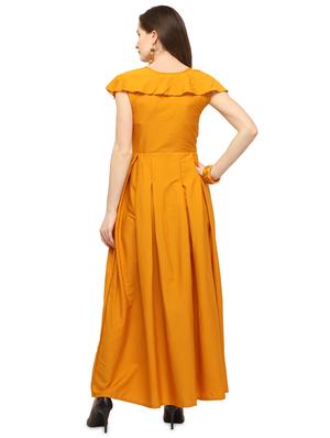 cape sleeves pleated maxi dress - 16325377 - Standard Image - 3