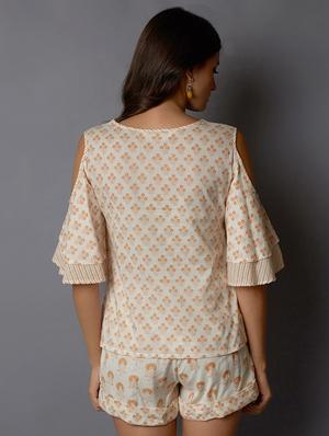 cold shoulder floral top with shorts set - 16345420 - Standard Image - 3