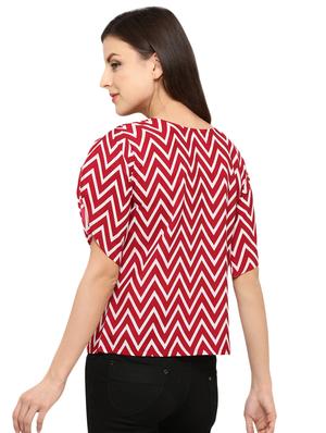 overlap sleeved chevron top - 16349507 - Standard Image - 3