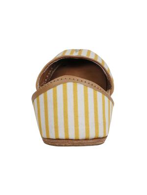 yellow slip on jutis - 16354989 - Standard Image - 3