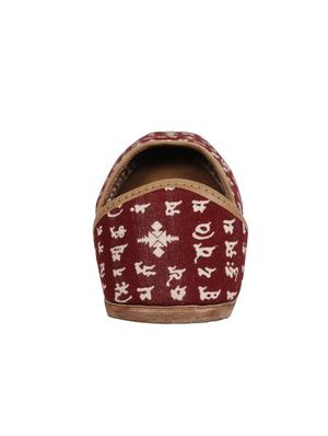 maroon slip on jutis - 16354999 - Standard Image - 3