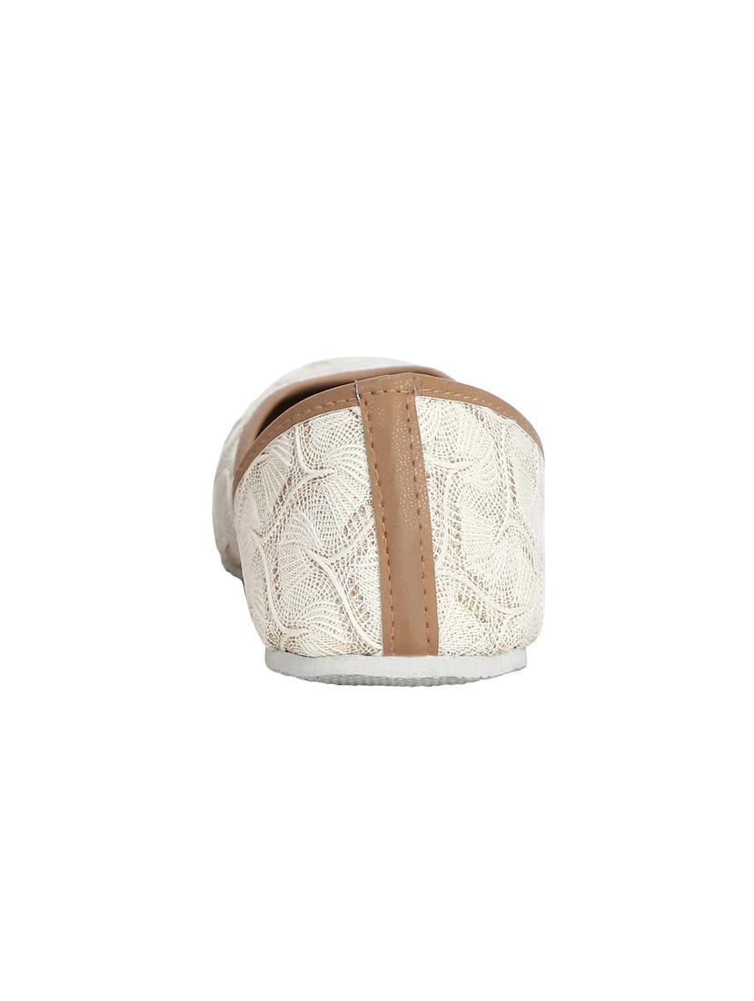 beige slip on jutis - 16368110 - Zoom Image - 3