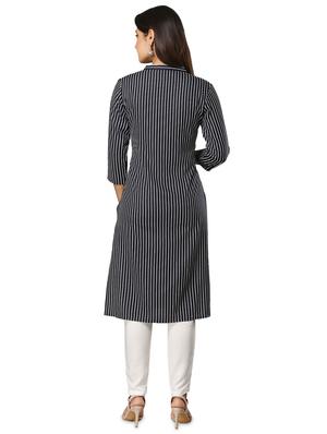 striped straight kurta - 16384268 - Standard Image - 3