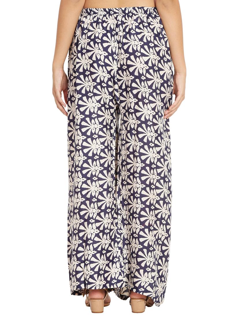Printed straight palazzo - 16407638 - Zoom Image - 3