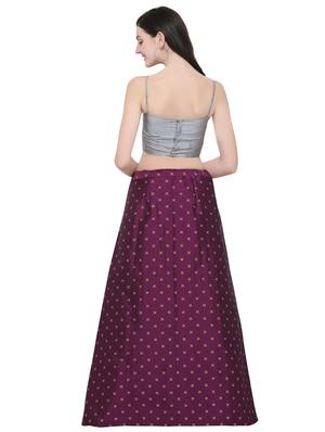 zari motifs flared lehenga - 16410335 - Standard Image - 3